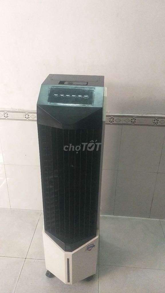 Quạt điều hòa Đen, Trắng làm mát hiệu quả. Mua bán Quạt tại Huyện Hóc Môn Tp Hồ Chí Minh được đăng bởi Hòa hình 1