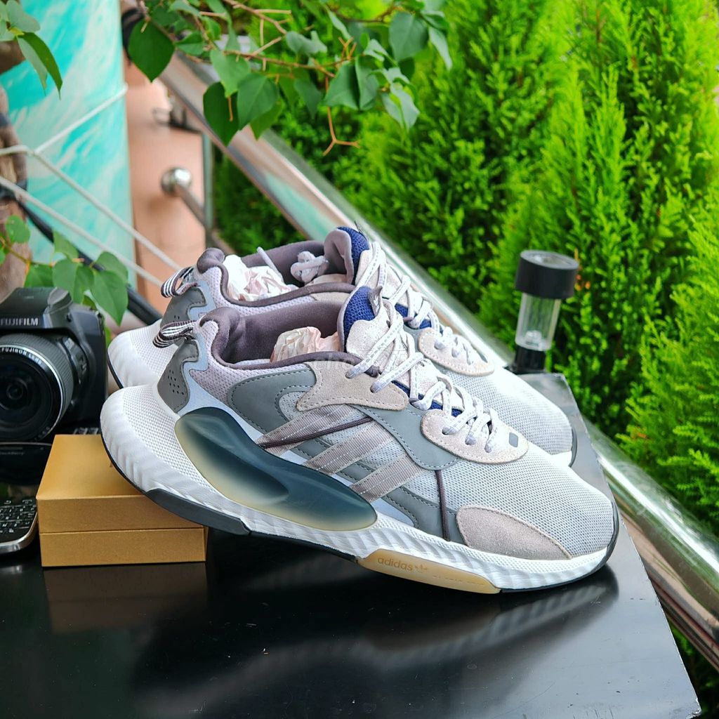 [CHÍNH HÃNG] Giày Adidas Originals Hi-Tail . Mua bán Giày dép tại Huyện Châu Đức Bà Rịa - Vũng Tàu được đăng bởi chú CÔNG AN bán giày CHÍNH HÃNG hình 1