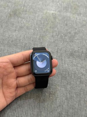 Apple Watch Series 4/44MM GPS Nhôm Màu Đen. Mua bán Thiết bị đeo thông minh tại Quận Bình Thạnh Tp Hồ Chí Minh được đăng bởi Đức Phong