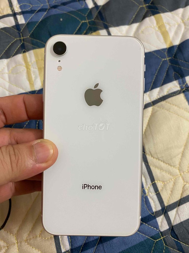 iPhone XR 128GB Trắng 98%. Mua bán Điện thoại tại Quận Long Biên Hà Nội được đăng bởi Hồ Mạnh Quân hình 1