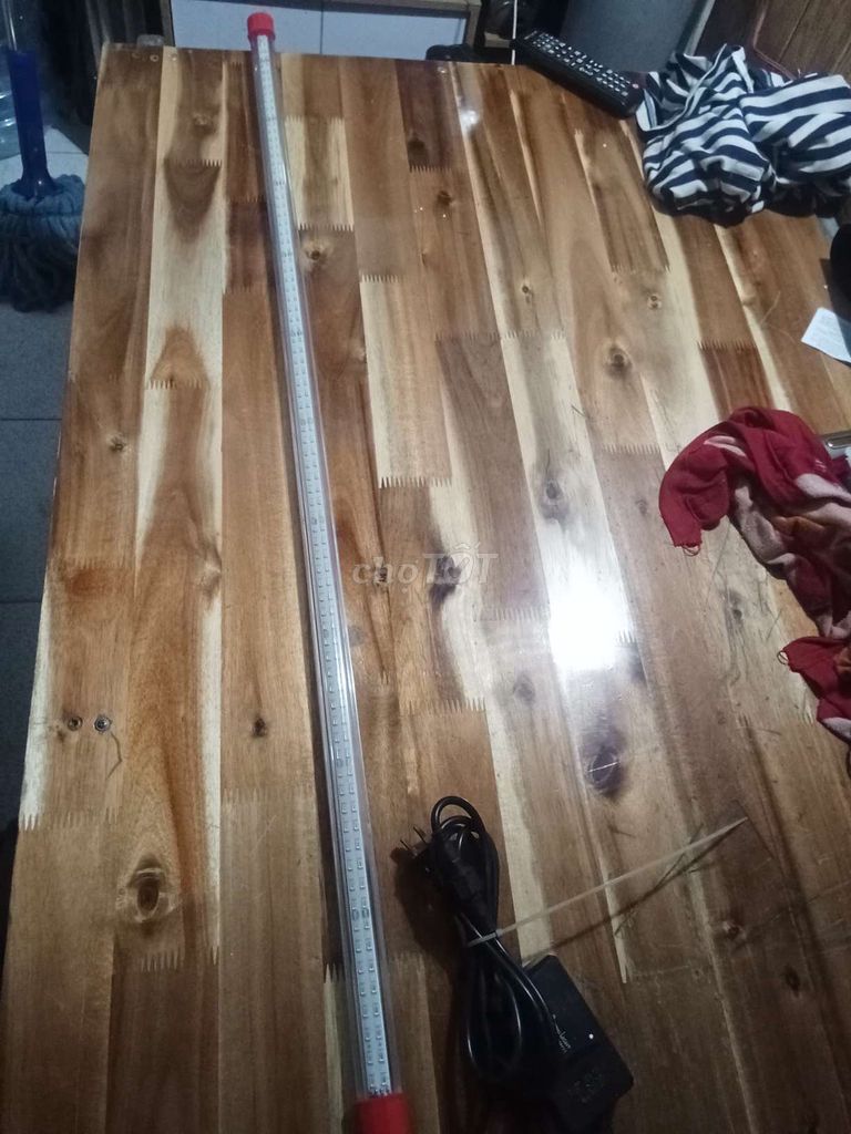 Đèn LED Đỏ 1m2 Mới 99%. Mua bán Đèn tại Quận 6 Tp Hồ Chí Minh được đăng bởi hoà lê hình 1