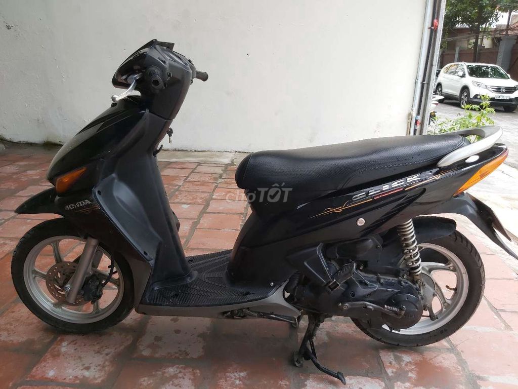 Cần bán xe Honda Click chính chủ. Mua bán Xe máy tại Quận Nam Từ Liêm Hà Nội được đăng bởi Huyền Trang hình 3