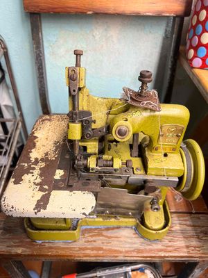 Máy vắt sổ công nghiệp tiện lợi. Mua bán Đồ chuyên dụng, Giống nuôi trồng tại Quận Ngũ Hành Sơn Đà Nẵng được đăng bởi Đqa