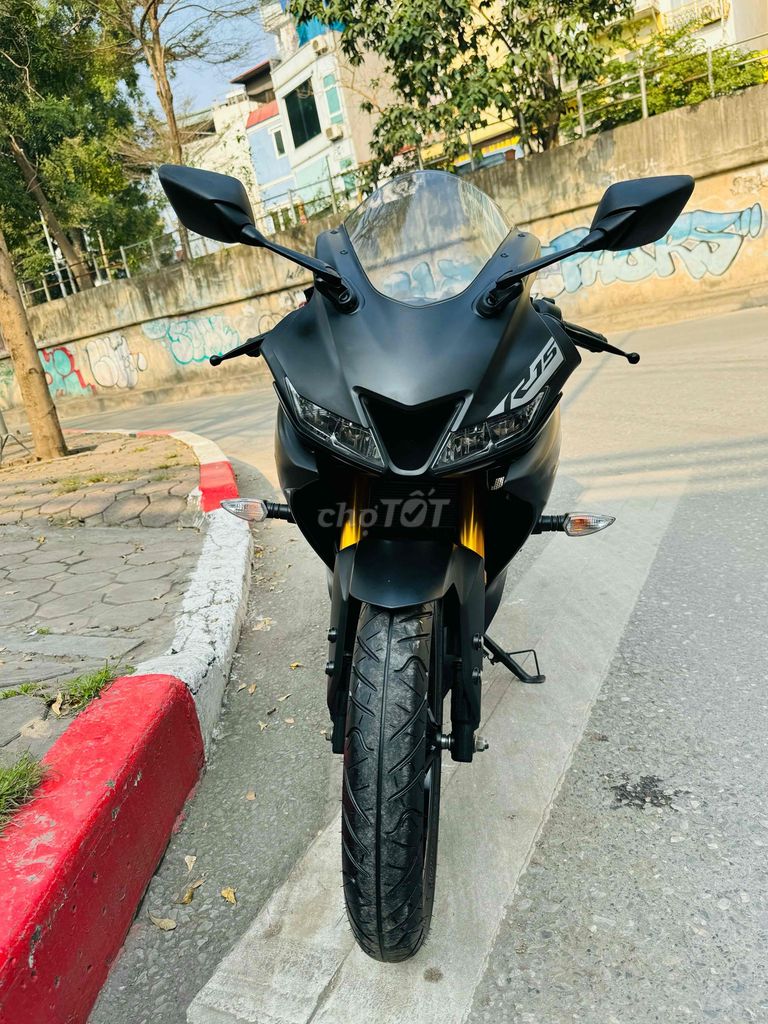 Yamaha R15 V3  2022  biển số 29 xe lướt mới đẹp. Mua bán Xe máy tại Quận Cầu Giấy Hà Nội được đăng bởi Tong motor xe may hình 2