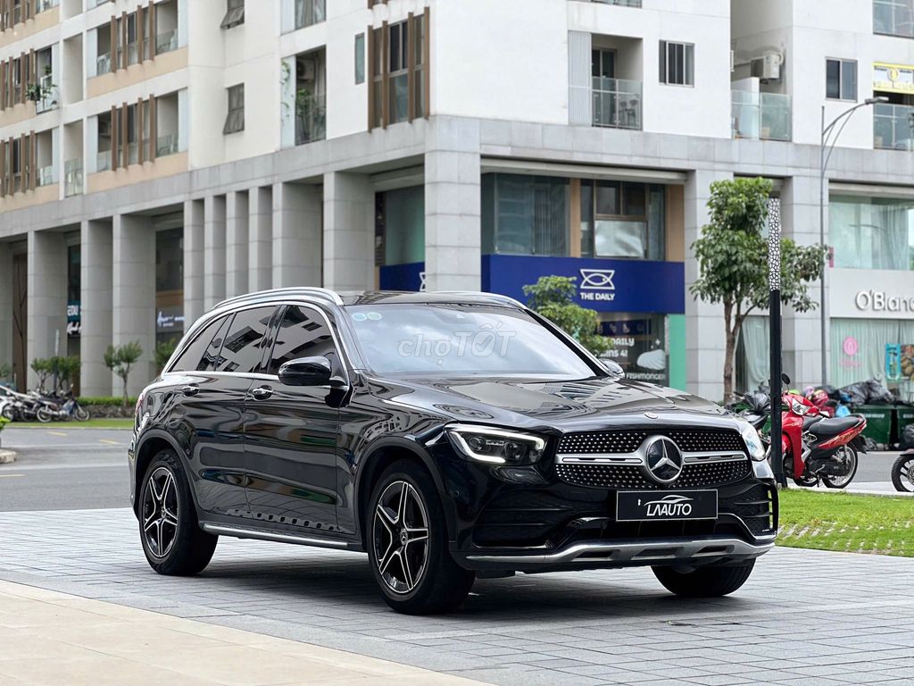 Mercedes Benz GLC 2021 300 4MATIC - 29003 km