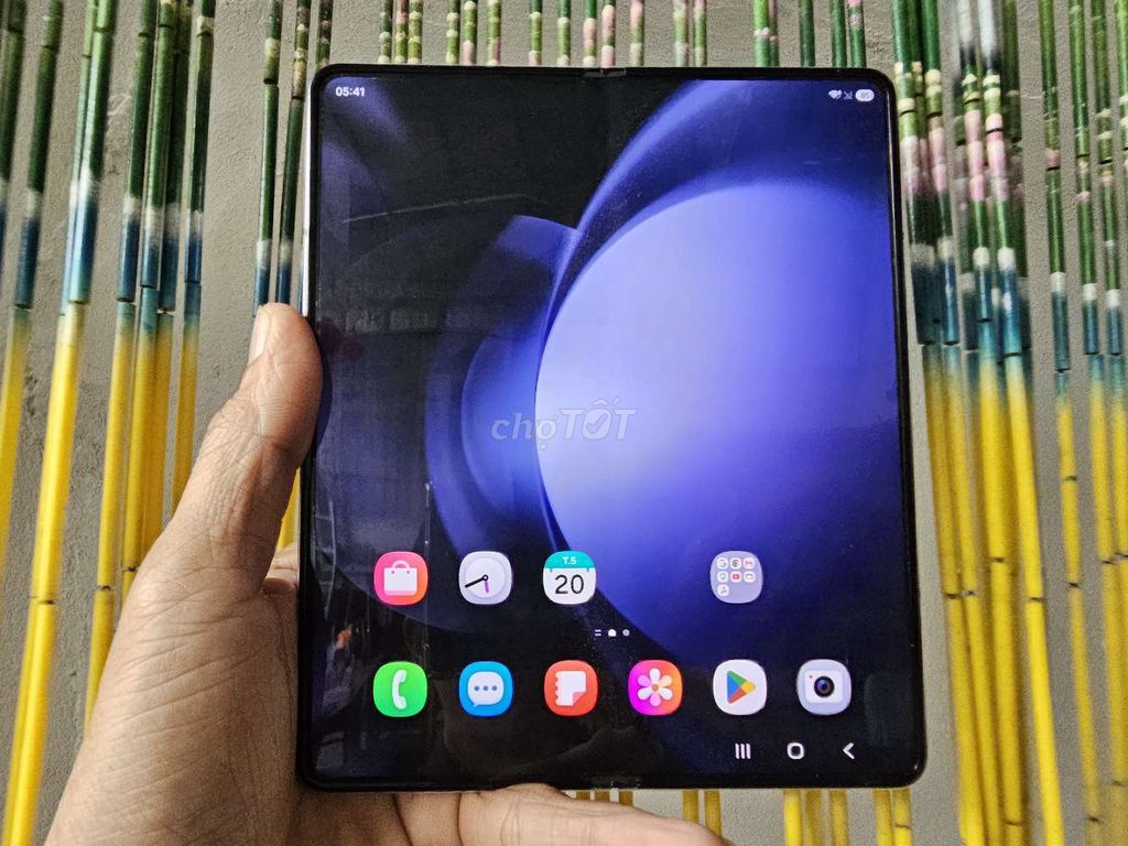 Samsung Z Fold 5 HQ 2 Sim 12+512G Snap 8 Gen 2 . Mua bán Điện thoại tại Quận Ninh Kiều Cần Thơ được đăng bởi Đang Mobile Có Thu Máy Lại Mua bán uy tín  hình 1