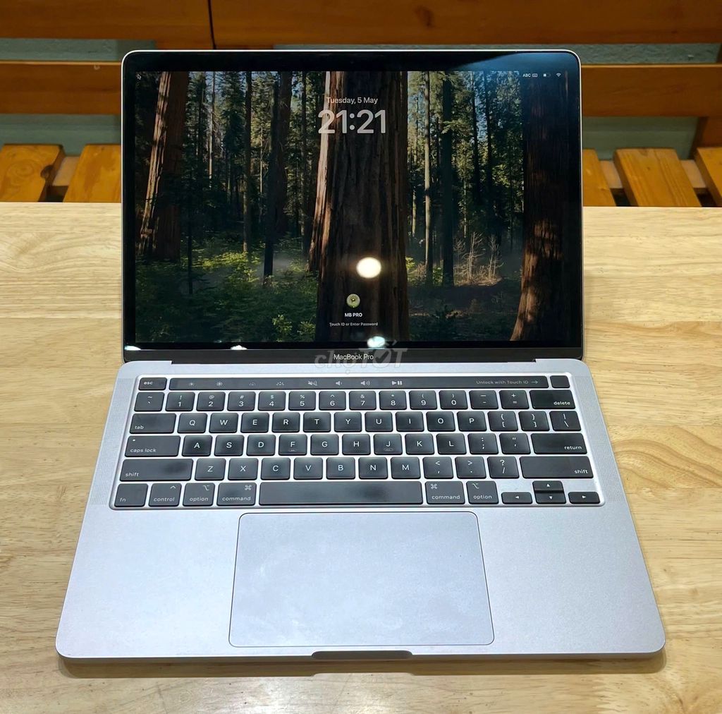 Apple MacBook Pro 13-inch 2020 | i7 16GB/512GB. Mua bán Laptop tại Quận Hải Châu Đà Nẵng được đăng bởi TTCenter 484 NÚI THÀNH hình 1
