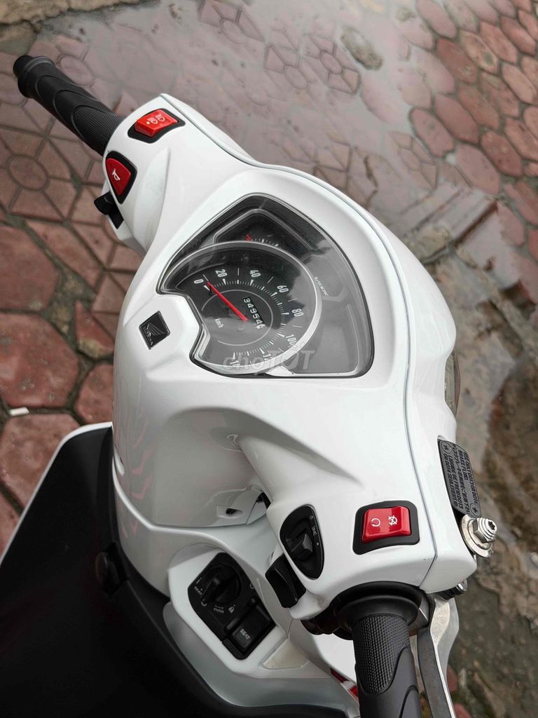 Viision cực kỳ mới máy móc bao ngon giá 23tr500. Mua bán Xe máy tại Thành phố Quảng Ngãi Quảng Ngãi được đăng bởi Hien hình 3