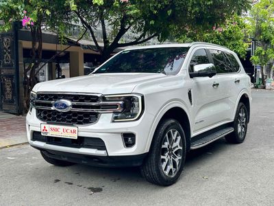 Ford Everest 2025 2.0L Titanium Trắng