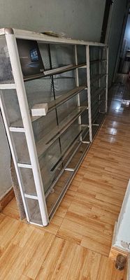 Tủ kệ trưng bầy sản phẩm. Mua bán Tủ, kệ gia đình tại Thành phố Buôn Ma Thuột Đắk Lắk được đăng bởi Phạm văn vương