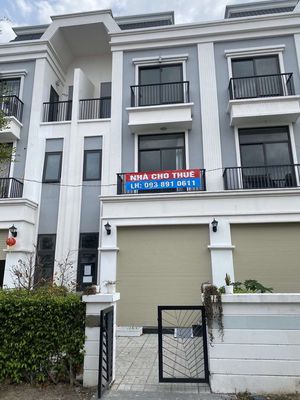 Nhà sông Vàm Cỏ Đông Trần Anh Riverside 2)302Ng V Tuôi 10tr chính chủ. Cho thuê nhà ở tại Huyện Bến Lức Long An được đăng bởi co Be