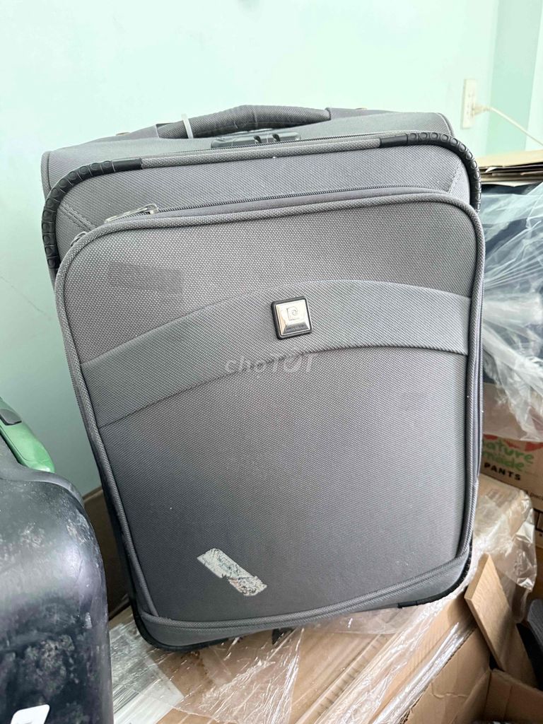 Vali Heineken Cabin Xanh và 2 cái vali khác. Mua bán Túi xách tại Quận Tân Bình Tp Hồ Chí Minh được đăng bởi Nam hình 1