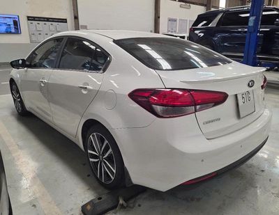 Kia Cerato 2016 2.0 AT - 100000 km. Mua bán Ô tô tại Thành phố Thủ Đức Tp Hồ Chí Minh được đăng bởi Nguyên An