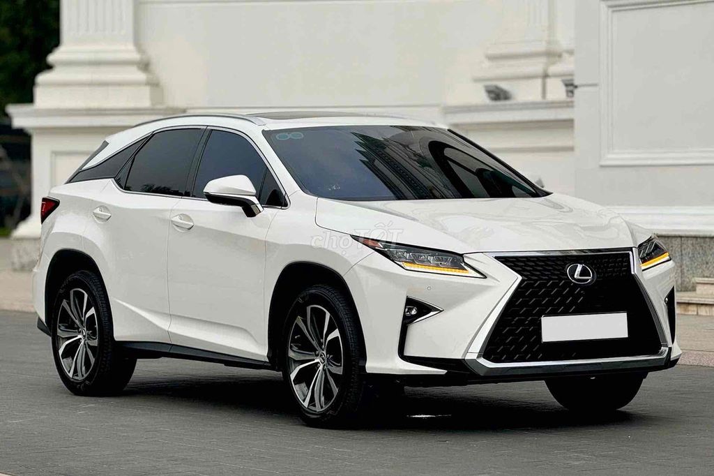 Lexus RX350 2018 Trắng 75.000 km. Mua bán Ô tô tại Quận Long Biên Hà Nội được đăng bởi Trang Gala hình 3