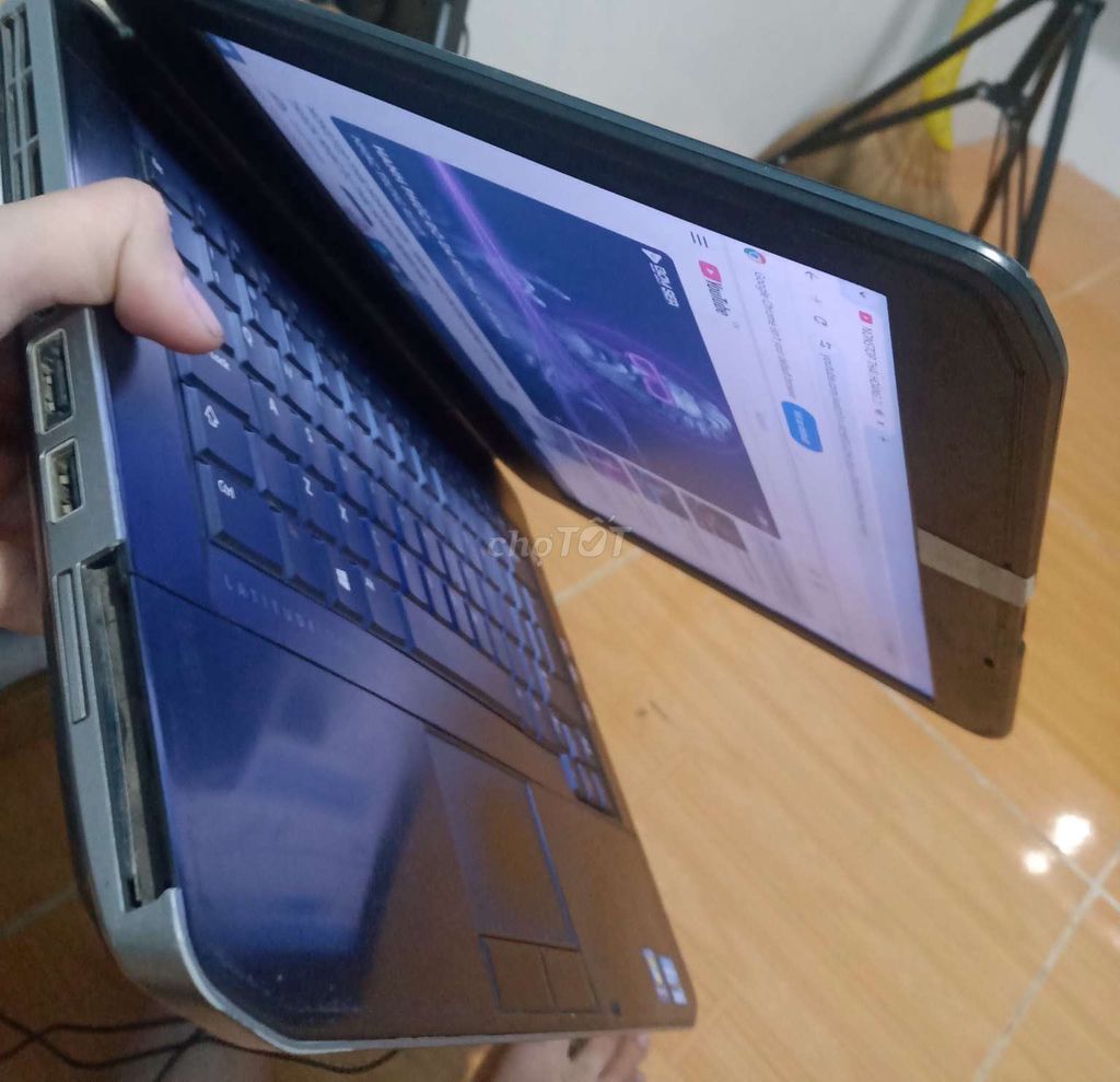 Dell Latitude Xám Xanh. Mua bán Laptop tại Huyện Tư Nghĩa Quảng Ngãi được đăng bởi nguyên thuận hình 1