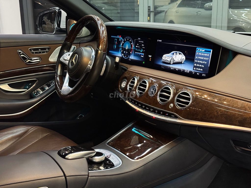 Mercedes Benz S Class 2018 S450L - 70000 km. Mua bán Ô tô tại Quận Tân Phú Tp Hồ Chí Minh được đăng bởi Phước Nguyễn hình 6