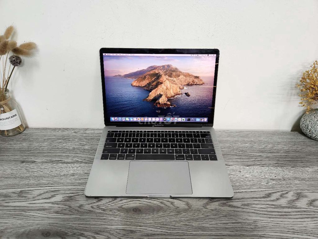 MacBook Pro 2017 - 13inch US ram 16G siêu rẻ