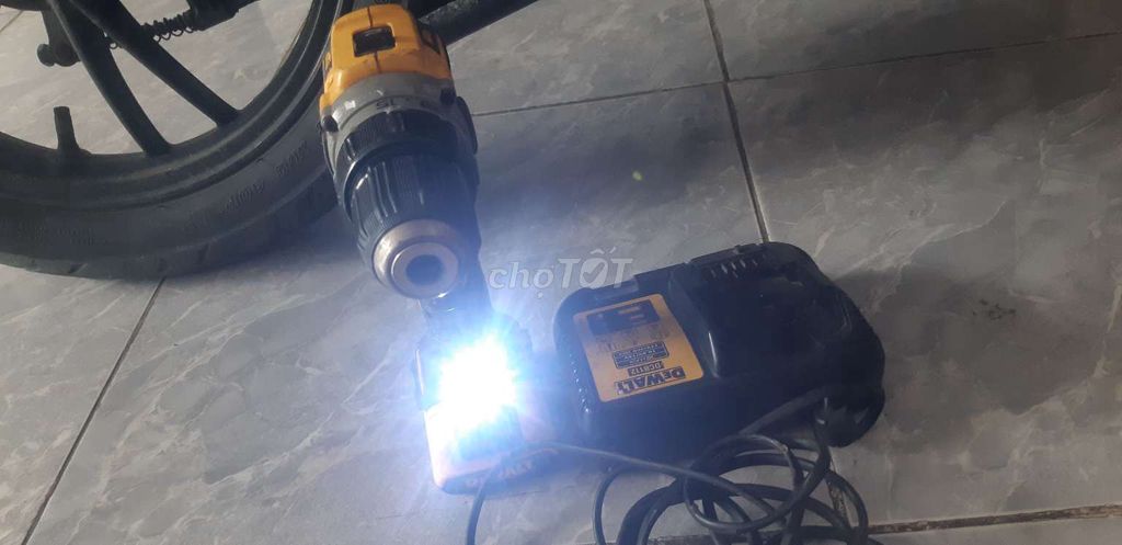 Bộ khoan pin Dewalt 12v chính hãng xịn xò