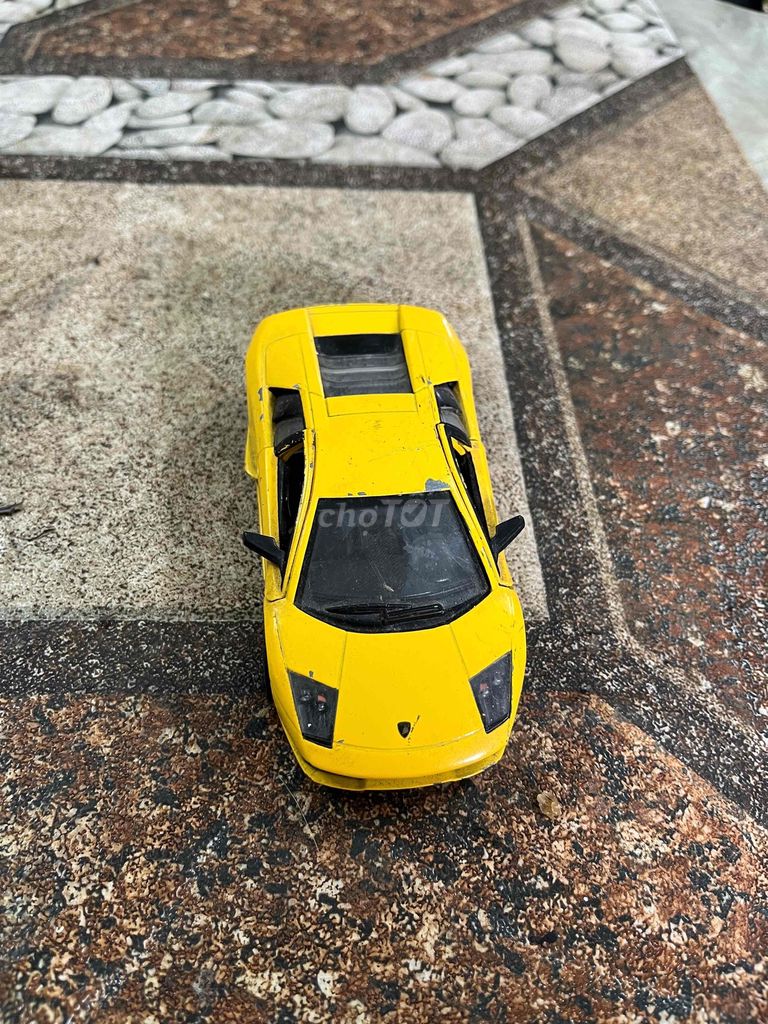 Mô hình xe Vàng Bền đẹp