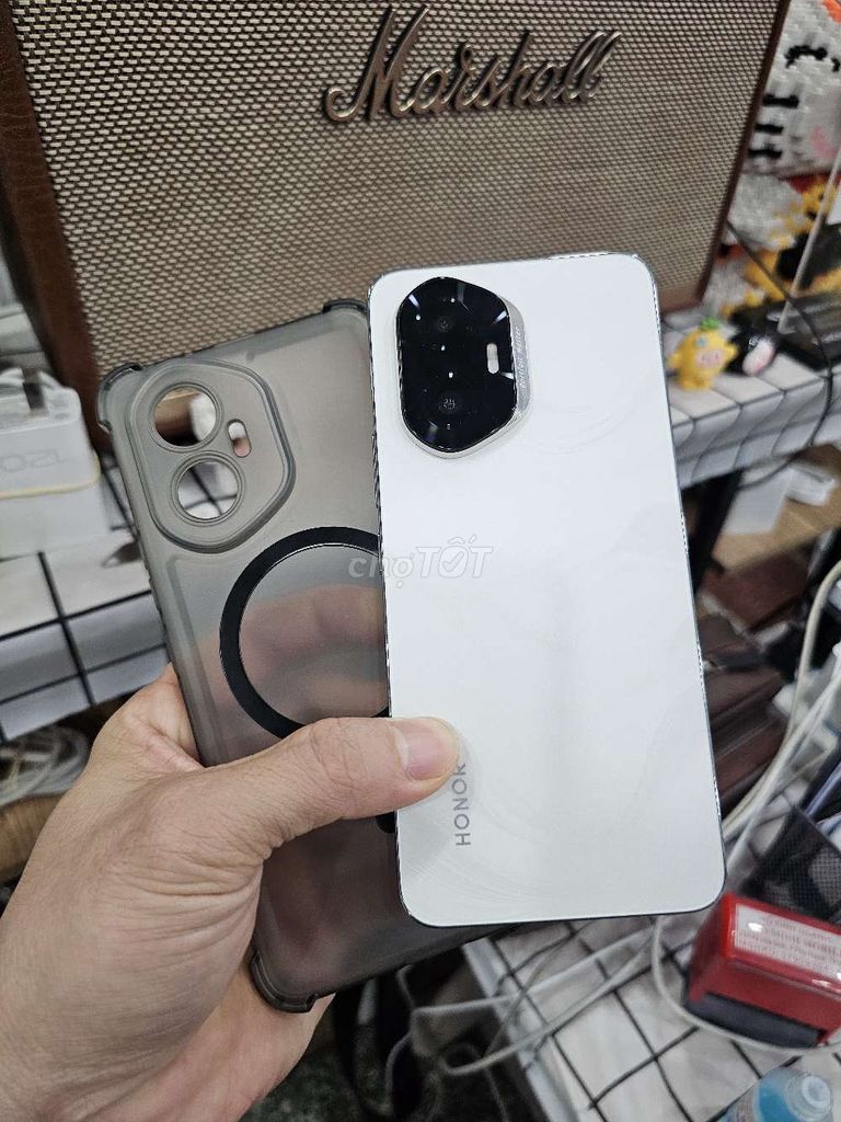 Honor 300 5G Trắng 12/256G SNAP7G3 KHỎE ZIN ĐẸP 98. Mua bán Điện thoại tại Quận Tân Phú Tp Hồ Chí Minh được đăng bởi Ngô Minh Mobile  hình 1