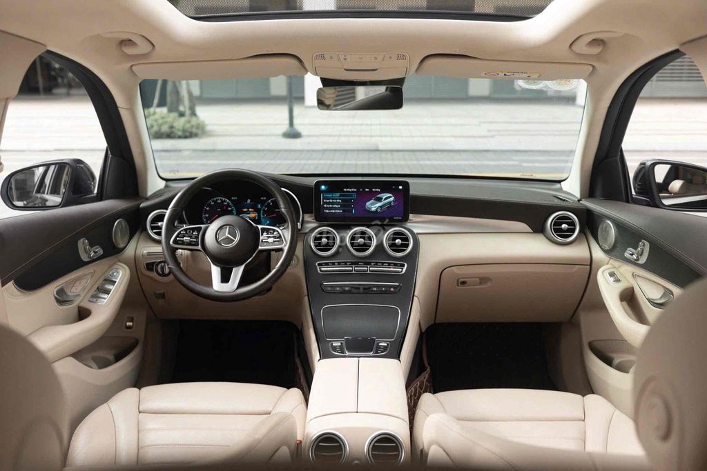 Mercedes Benz GLC300 4matic 2021 Đen // Kem. Mua bán Ô tô tại Quận 7 Tp Hồ Chí Minh được đăng bởi Nguyễn Lê Trung hình 15