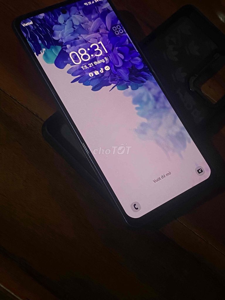 Samsung S20 FE Xanh Đã sử dụng. Mua bán Điện thoại tại Huyện Nông Cống Thanh Hóa được đăng bởi Lam Lê hình 1