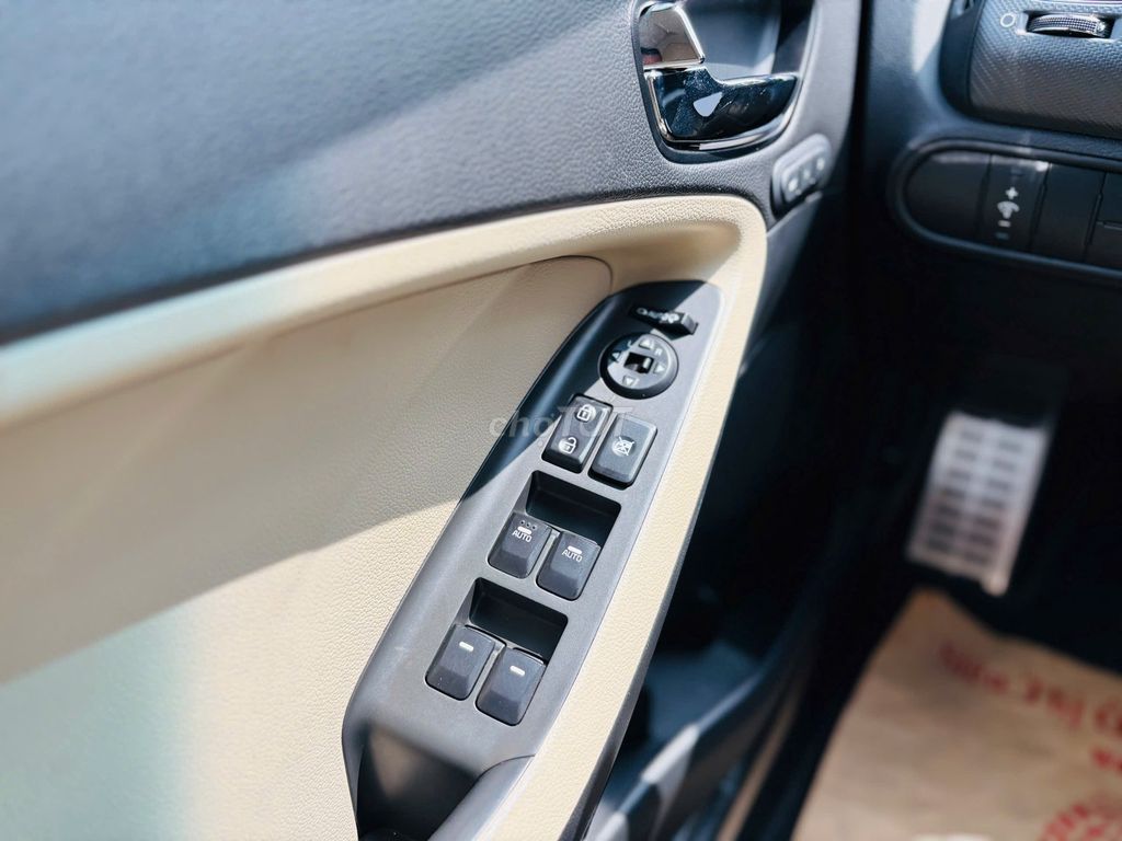 Kia Cerato 2018 1.6 AT - 49000 km. Mua bán Ô tô tại Thành phố Dĩ An Bình Dương được đăng bởi Siêu Thị Ô Tô Bình Dương  hình 19