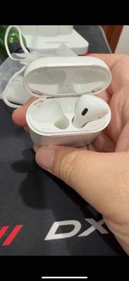 Airpod 1 + Xác Airpod 2 chính hãng apple. Mua bán Tivi, Âm thanh tại Thành phố Thủ Đức Tp Hồ Chí Minh được đăng bởi Lưu Ngọc