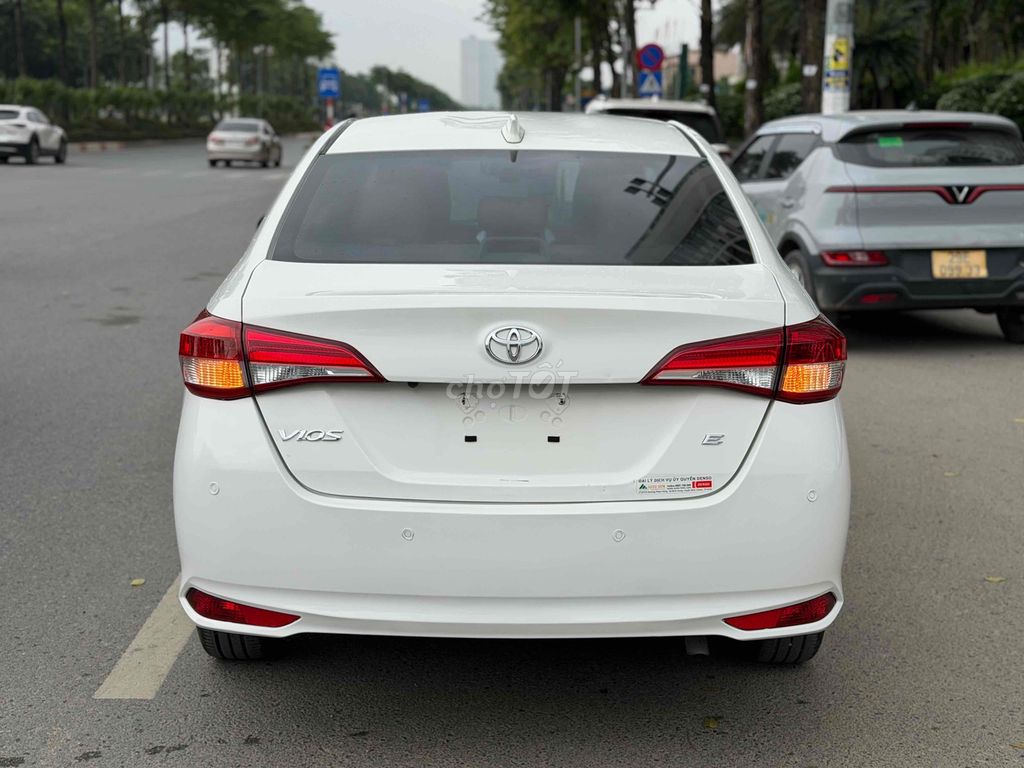 Toyota Vios 2018 E, номер этажа: белый, 100000 км