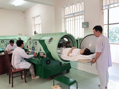 Trung tâm Oxy cao áp Thanh Xuân tuyển BS Nội Khoa
