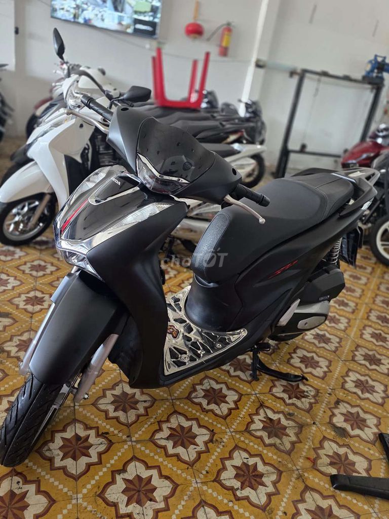 Honda sh 2024 mới chạy 1000km như xe mới cực đẹp. Mua bán Xe máy tại Quận Hải Châu Đà Nẵng được đăng bởi Toàn hình 2