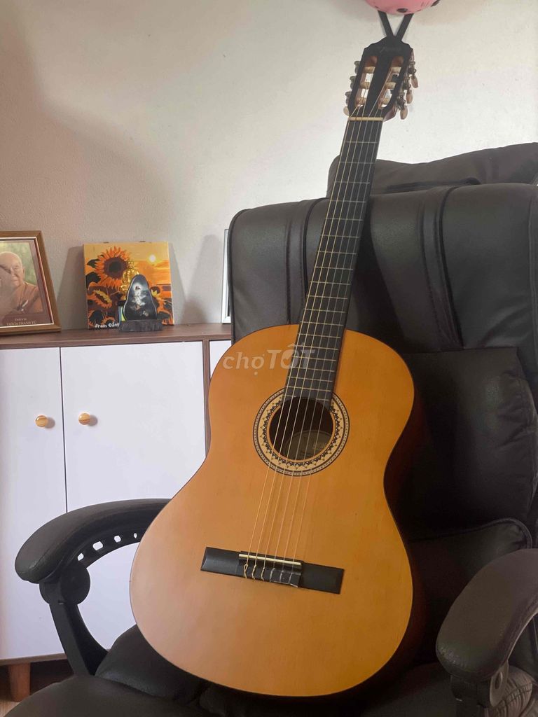 Đàn Guitar Classic Valencia VC 204 Nâu gỗ. Mua bán Nhạc cụ tại Thị xã Long Mỹ Hậu Giang được đăng bởi Lê Minh Thuận hình 1