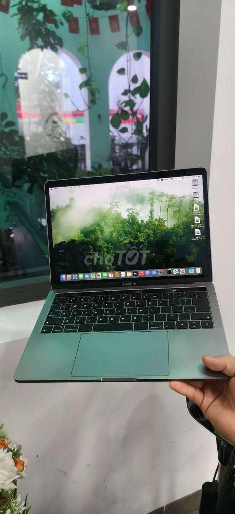 MacboookPro 2017 Core I7/16gb/ssd 512gb TouchBar. Mua bán Laptop tại Thành phố Buôn Ma Thuột Đắk Lắk được đăng bởi khánh Ngân 73 hình 1