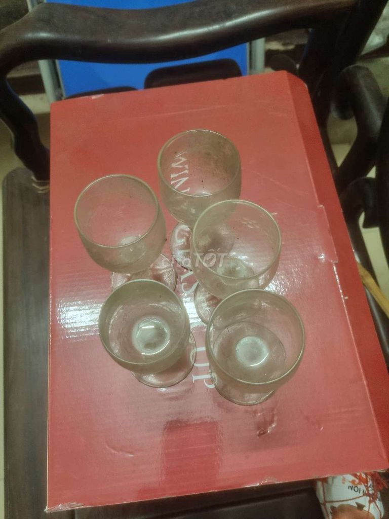Ly uống rượu thủy tinh thanh lịch 5 cái. Mua bán Dụng cụ nhà bếp tại Quận Long Biên Hà Nội được đăng bởi LINH GIA hình 1