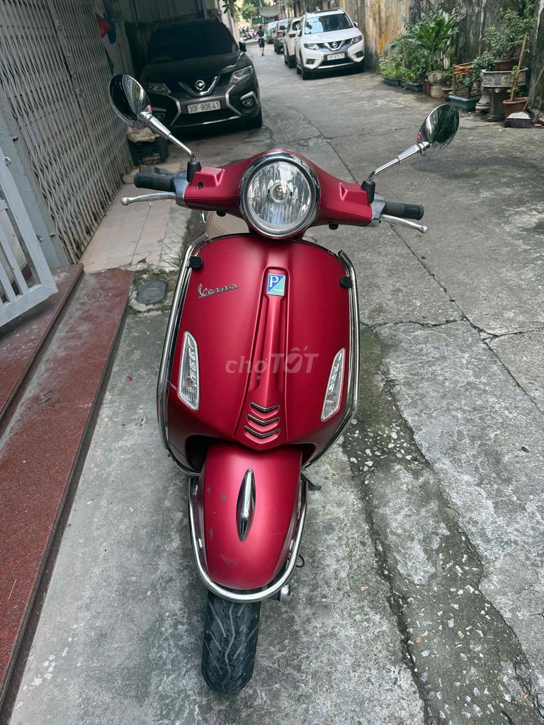 Piaggio Vespa Primavera 2018 Красный 18 тыс. км