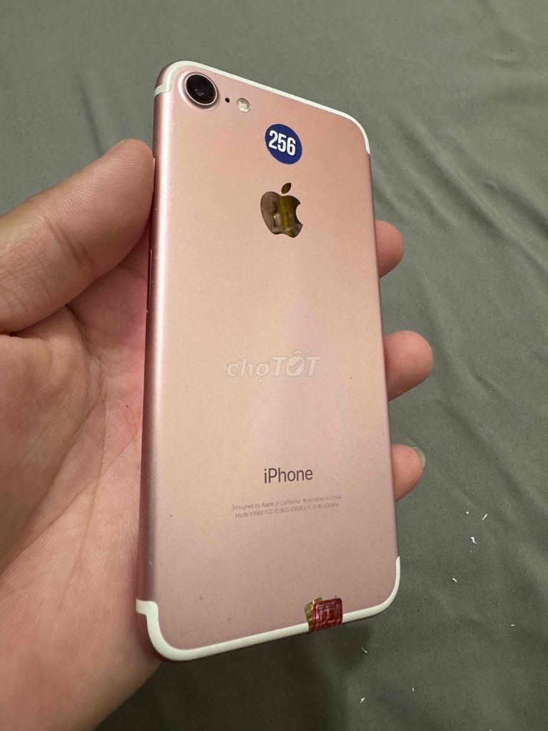Apple iPhone 7 256GB Vàng hồng. Mua bán Điện thoại tại Quận Thanh Khê Đà Nẵng được đăng bởi Táo Đẹp  hình 1