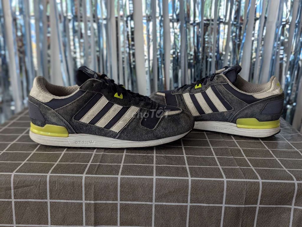 Giày Adidas ZX700 chính hãng size 43