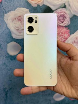 Oppo Reno 7 5G 256GB Vàng BH 3th có trả góp