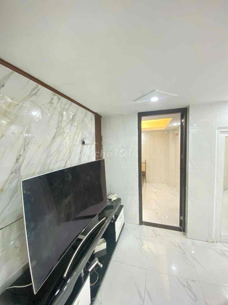 Bán căn hộ ccmn 52m2,  2 ngủ ở Hồ Ba Mẫu