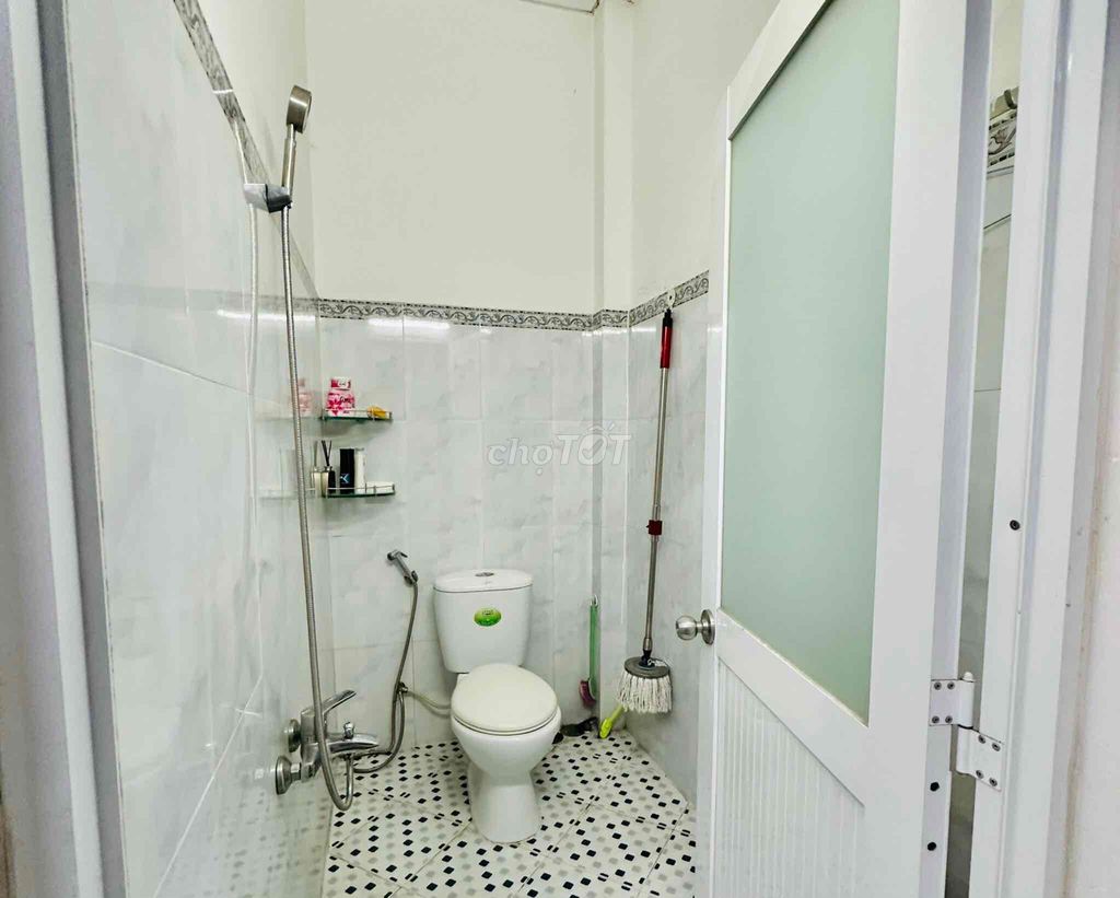 NHÀ TX22. GẦN CHỢ MINH PHÁT. TRỆT LẦU. 2PN. 2WC. ĐƯỜNG XE HƠI