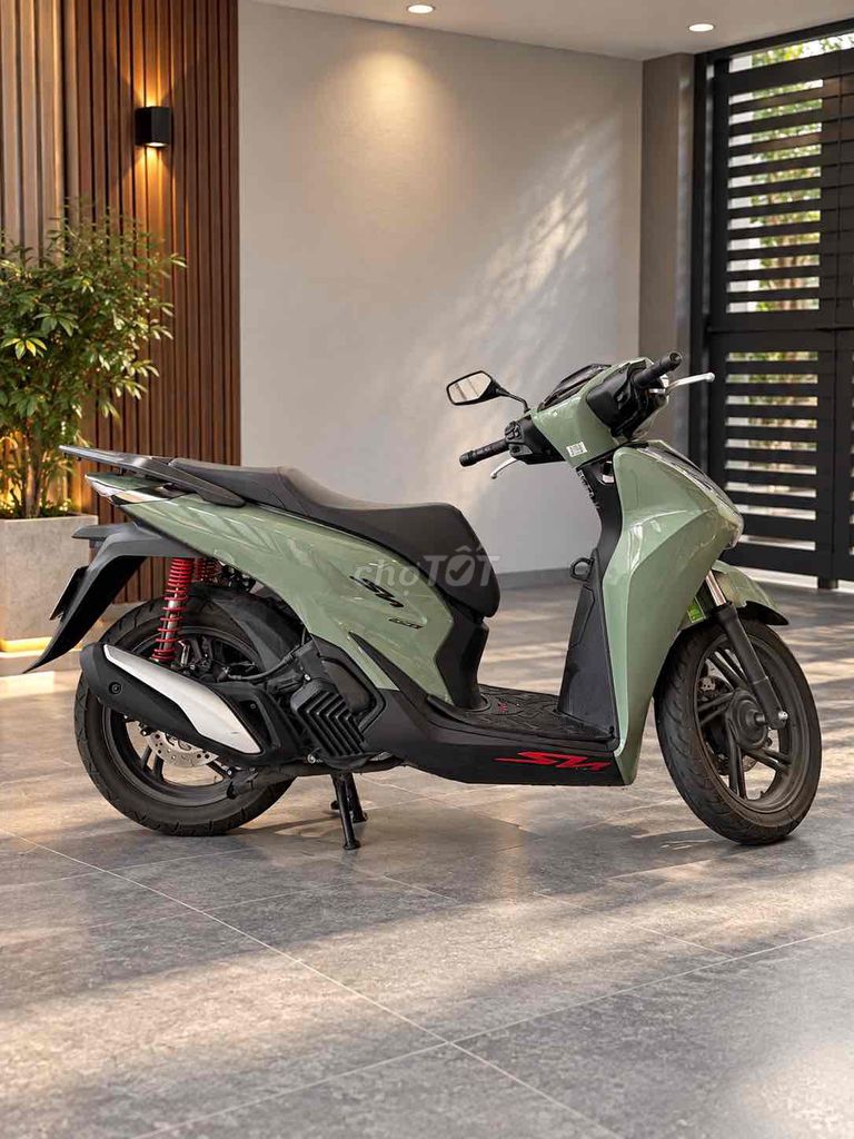 HONDA SH160i 2026 – ОТ СОБСТВЕННИКА – ПРОБЕГ 1000 КМ