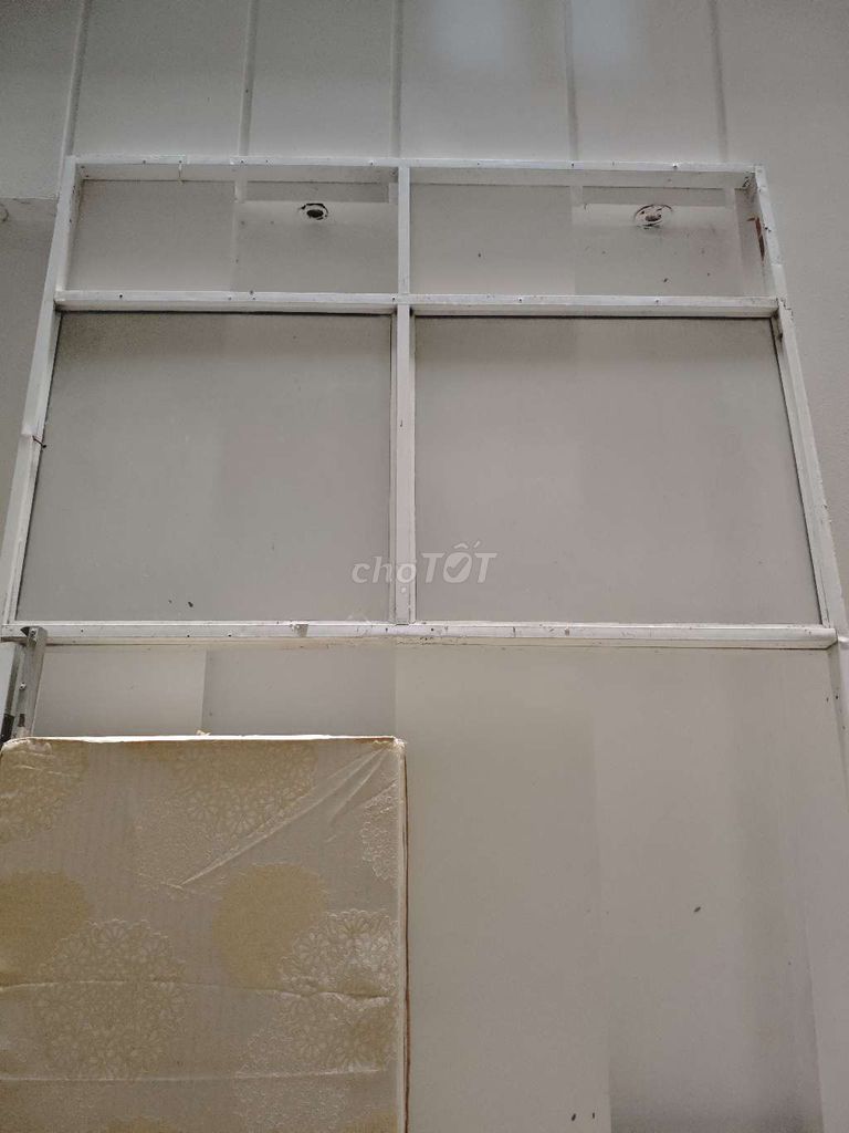 Vách nhôm kính 3m x 2m. Mua bán Nội thất, đồ gia dụng khác tại Quận Đống Đa Hà Nội được đăng bởi Trần Xuân Thu hình 1