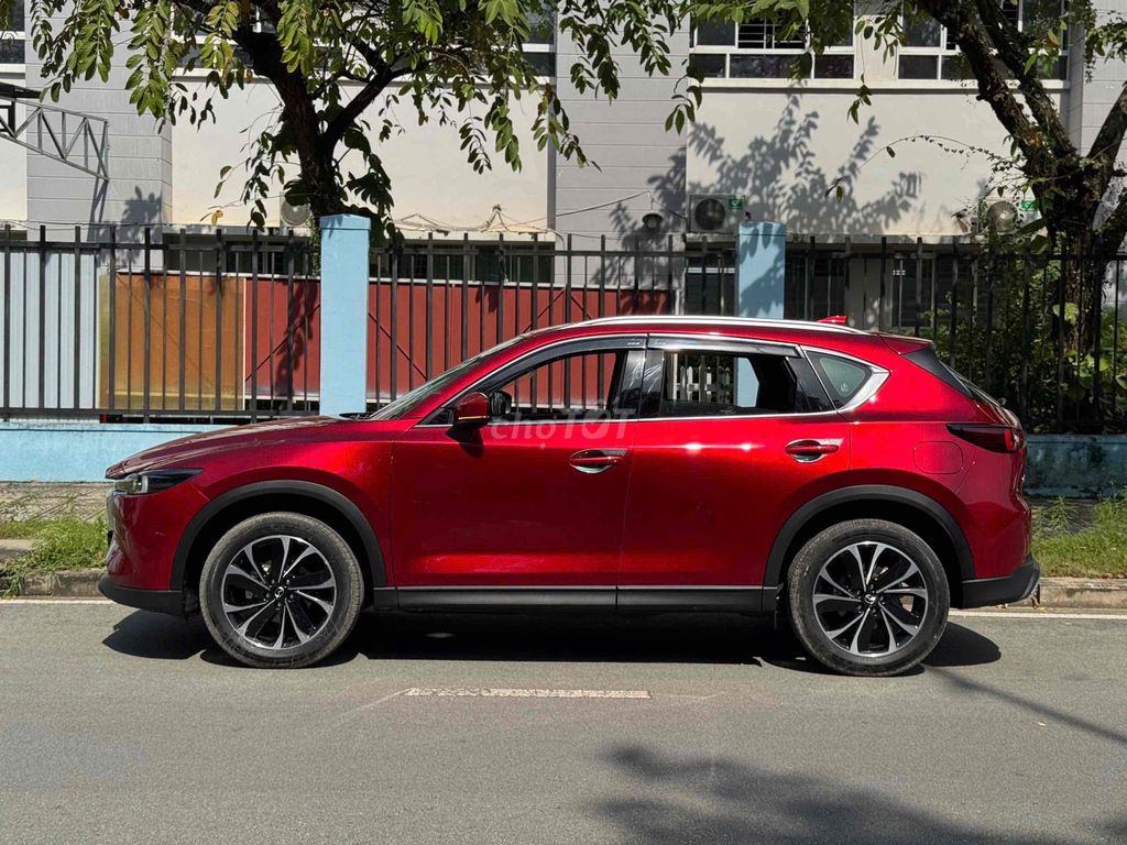 Mazda CX-5 2023 2.0 Luxury 9000 km. Mua bán Ô tô tại Quận Bình Tân Tp Hồ Chí Minh được đăng bởi Nguyễn Tấn Sang hình 1