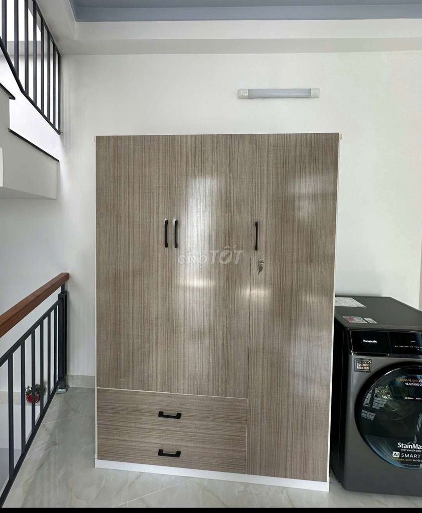 TỦ NHỰA ĐÀI LOAN 3 CÁNH MÀU XÁM VÂN GỖ. Mua bán Tủ, kệ gia đình tại Huyện Hóc Môn Tp Hồ Chí Minh được đăng bởi Tủ nhựa đài loan hoàng quân hình 1