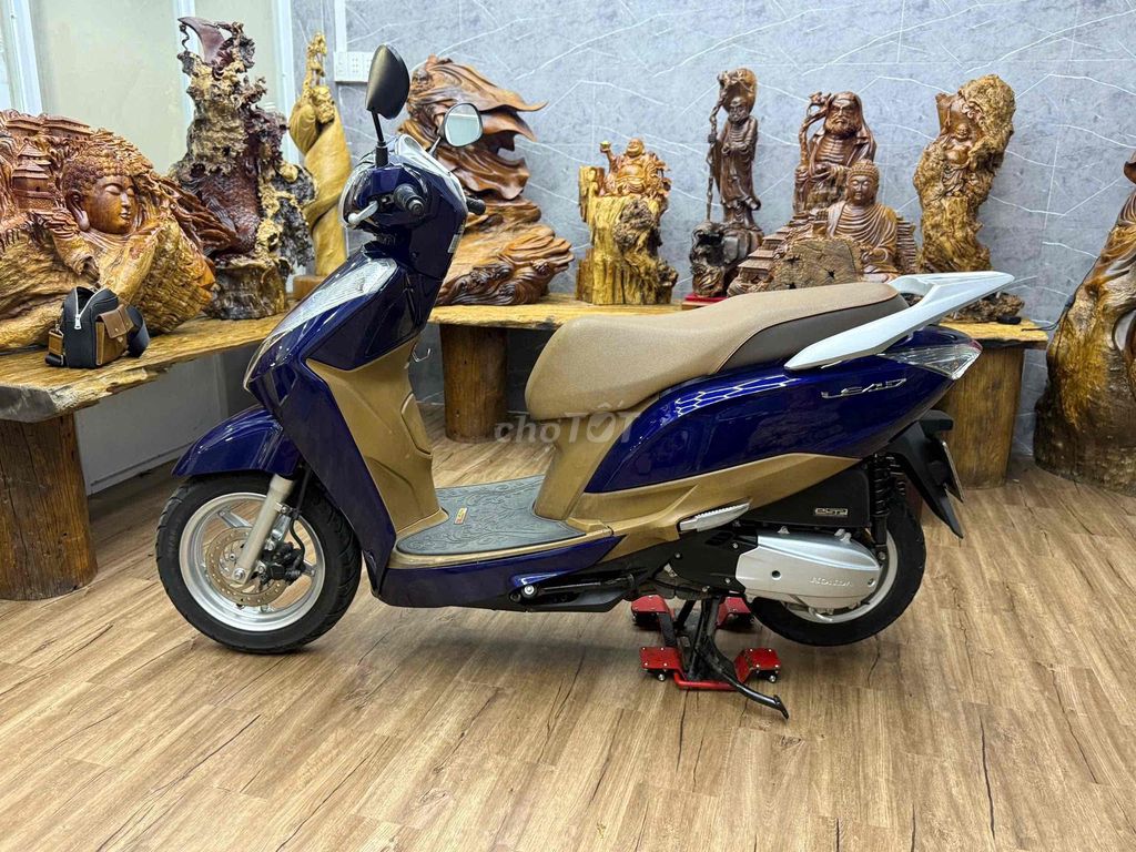 👉Lead biển SG có cccd chủ dàn áo đẹp máy bao êm. Mua bán Xe máy tại Quận 7 Tp Hồ Chí Minh được đăng bởi Xe Cũ Hiếu CT hình 5