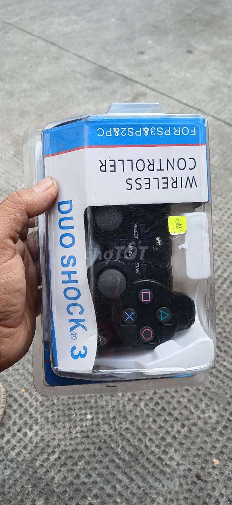 Tay cầm chơi game Duo Shock 3 Đen Không dây. Mua bán Thiết bị chơi game tại Quận Tân Bình Tp Hồ Chí Minh được đăng bởi A Thịnh ve chai 50k trở lại hình 1