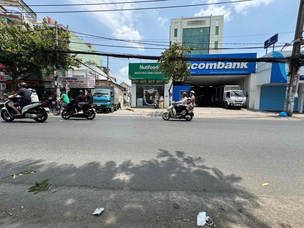 🏢 BÁN NHÀ MẶT TIỀN HẺM XE TẢI – THÍCH HỢP LÀM KHO, VĂN PHÒNG, SHOWROOM