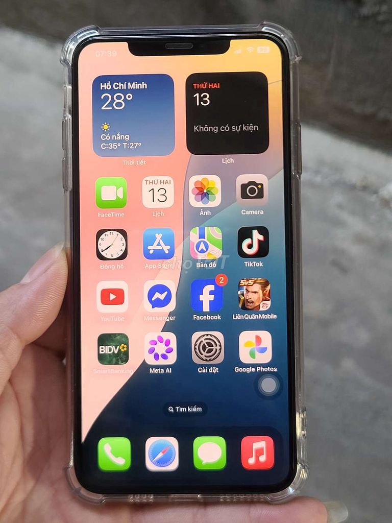 Apple iPhone XS Max 64GB Đen. Mua bán Điện thoại tại Thành phố Thủ Đức Tp Hồ Chí Minh được đăng bởi hoà hình 1