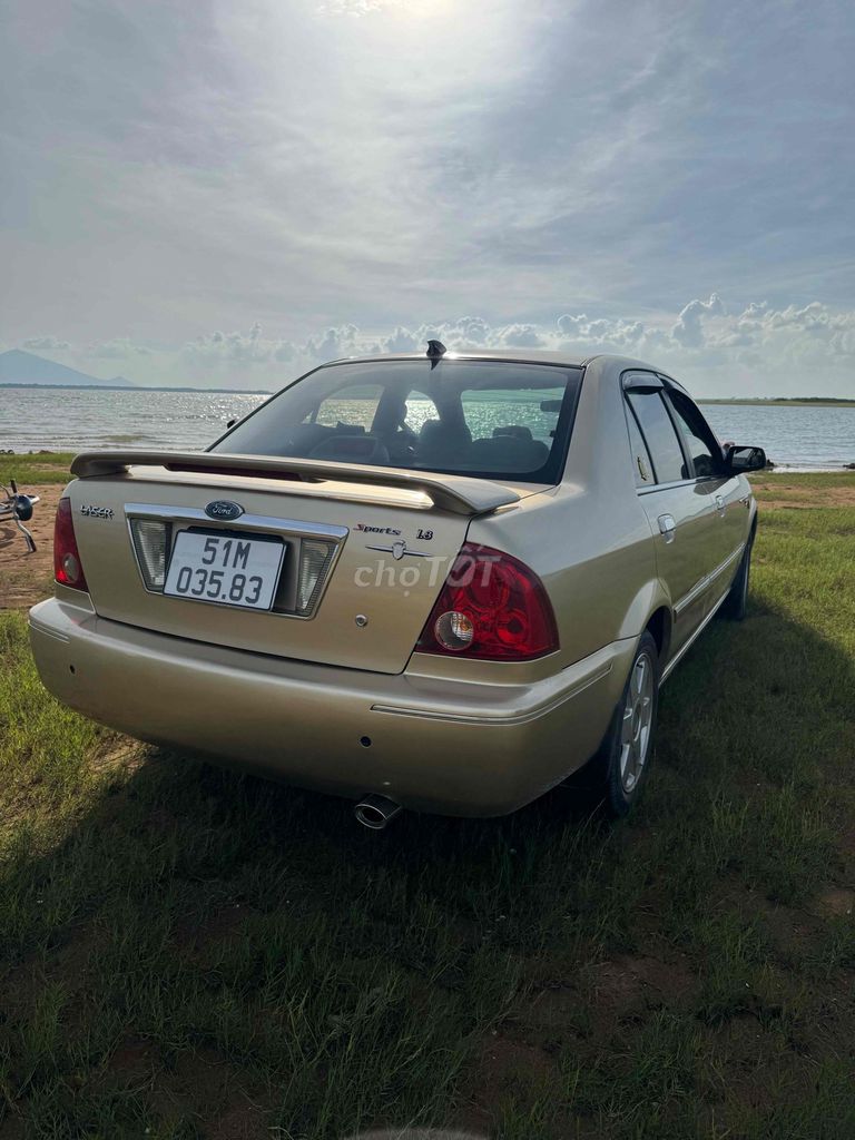 Ford Laser 2003 photo 2