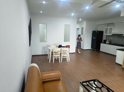 Chung cư Ruby Garden, 80m2, 3Pn, giá 3,65 tỷ, Tân Bình, HCM.